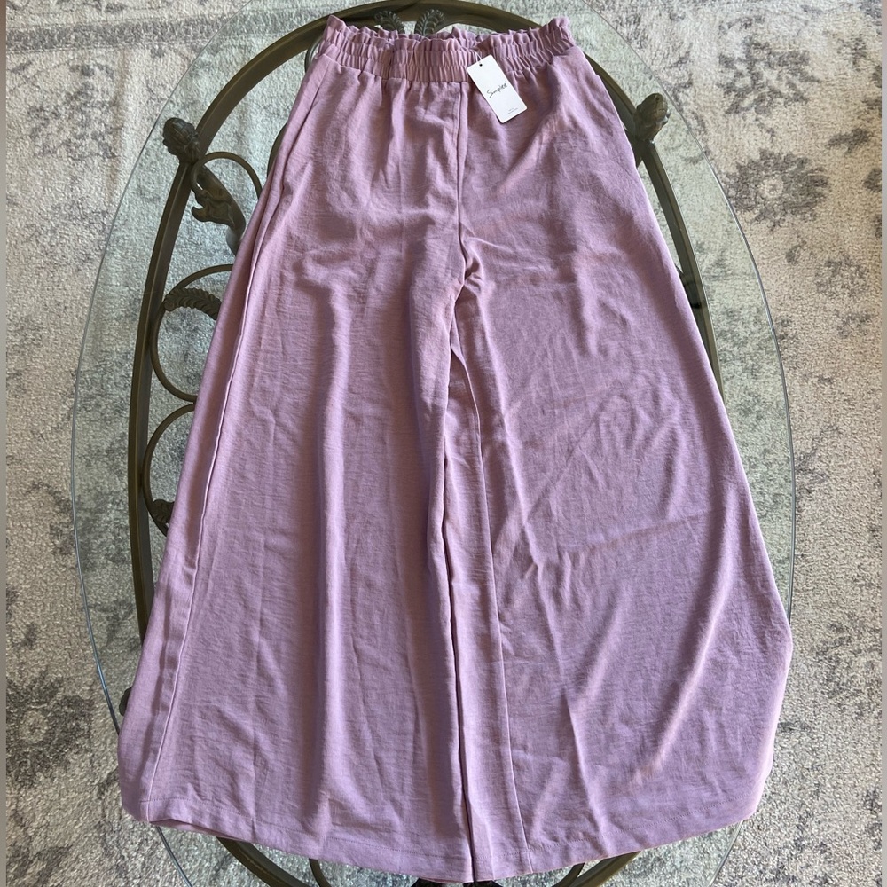 Boho style high waisted flowy pant